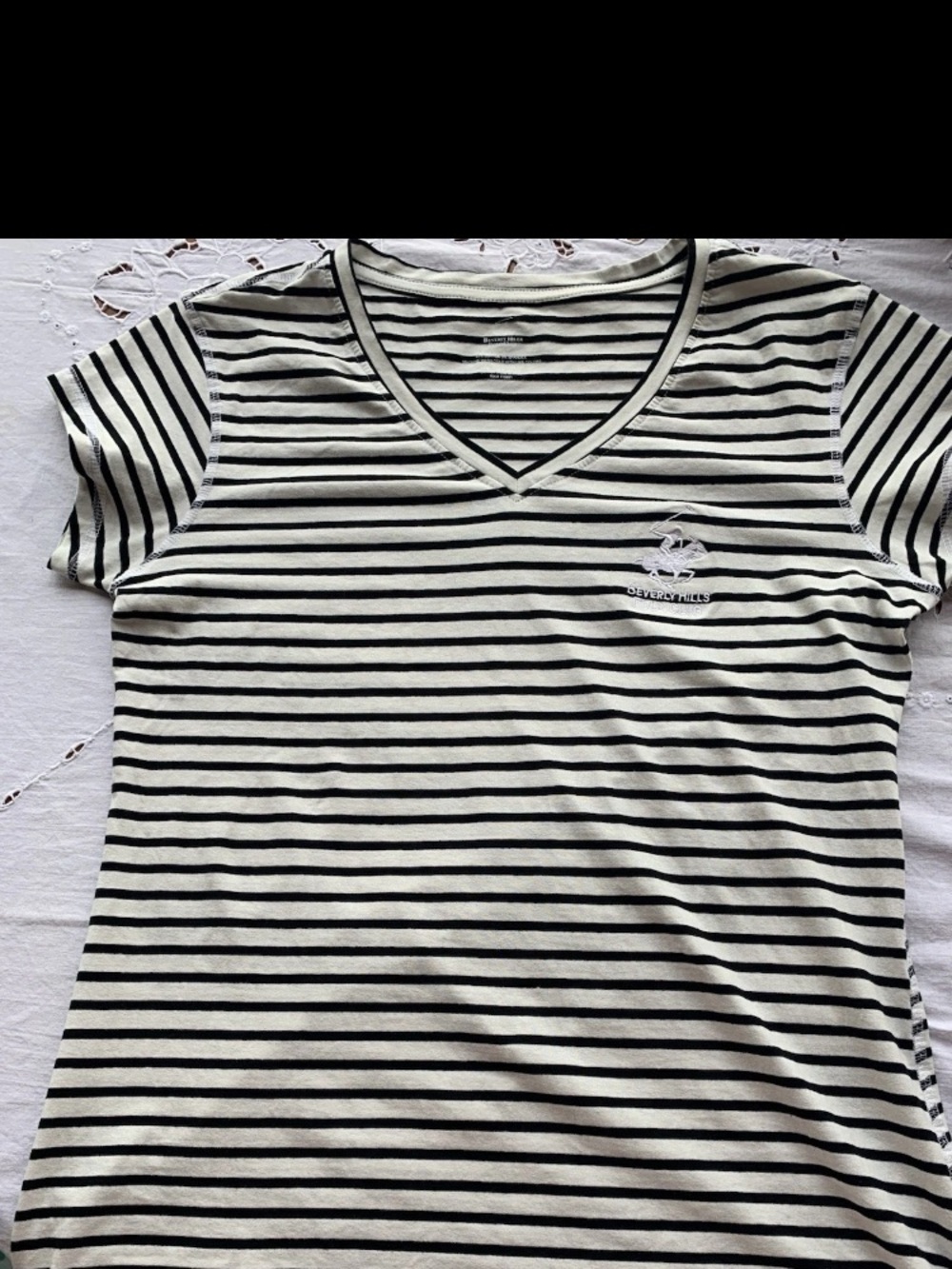 Striped V-Neck Short Sleeve Top - Black & White size XL 95% cotton 5 spandex